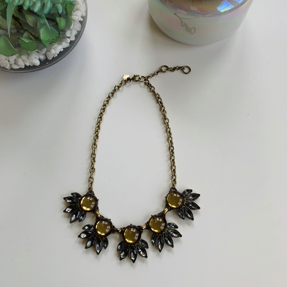 banana republic bold statement necklace